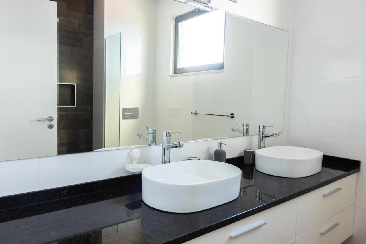 3 Bdr Aprt, Stunning Seaview, Rooftop Pool - Lcgr Praia Eksteriør billede