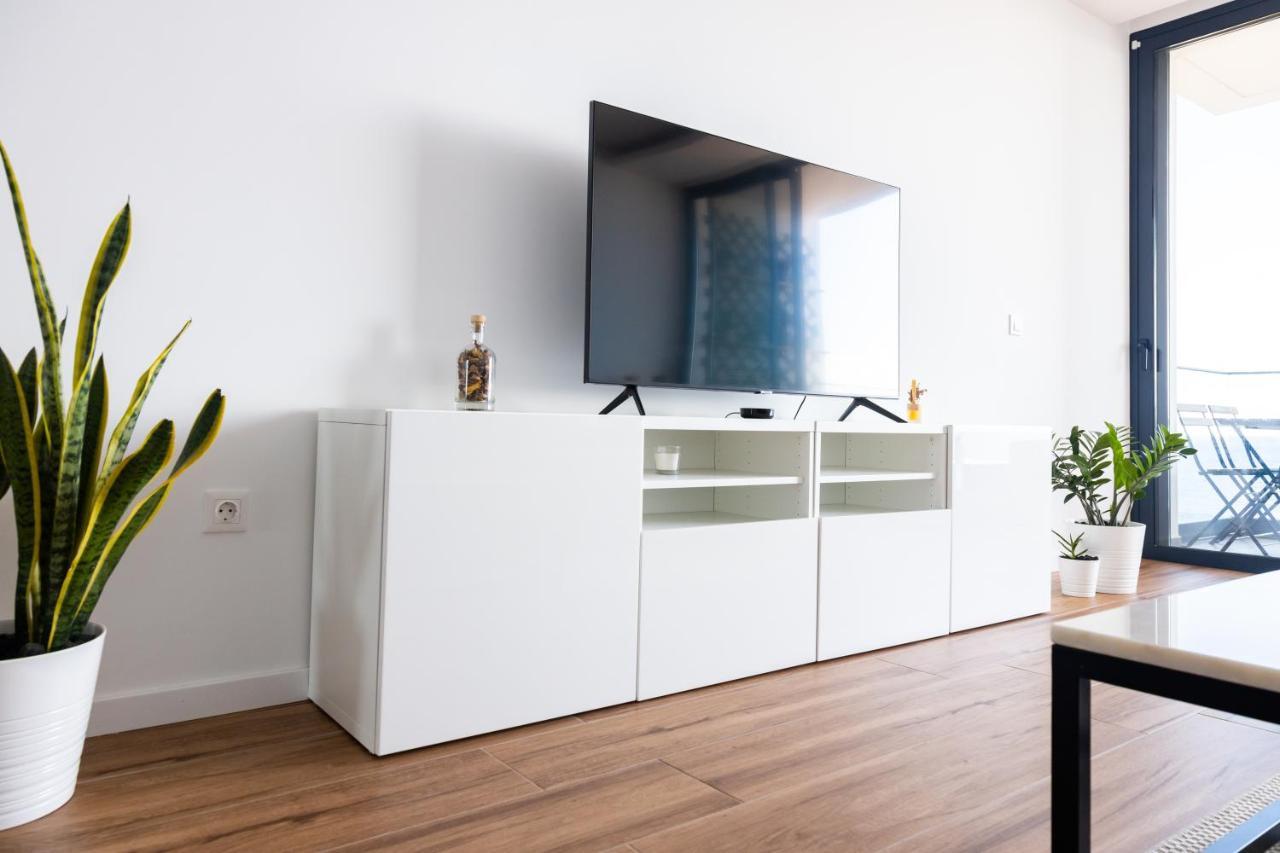 3 Bdr Aprt, Stunning Seaview, Rooftop Pool - Lcgr Praia Eksteriør billede