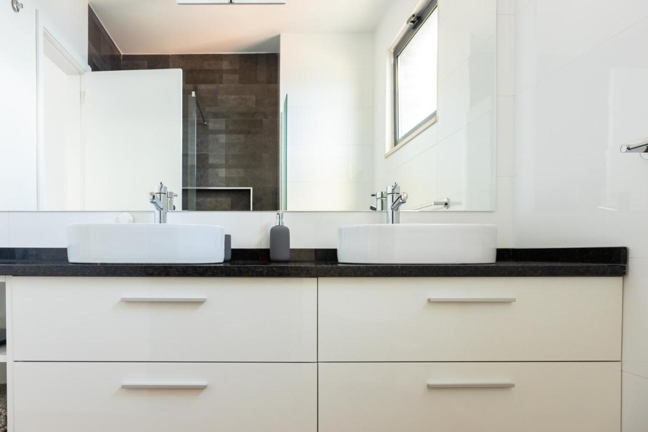 3 Bdr Aprt, Stunning Seaview, Rooftop Pool - Lcgr Praia Eksteriør billede